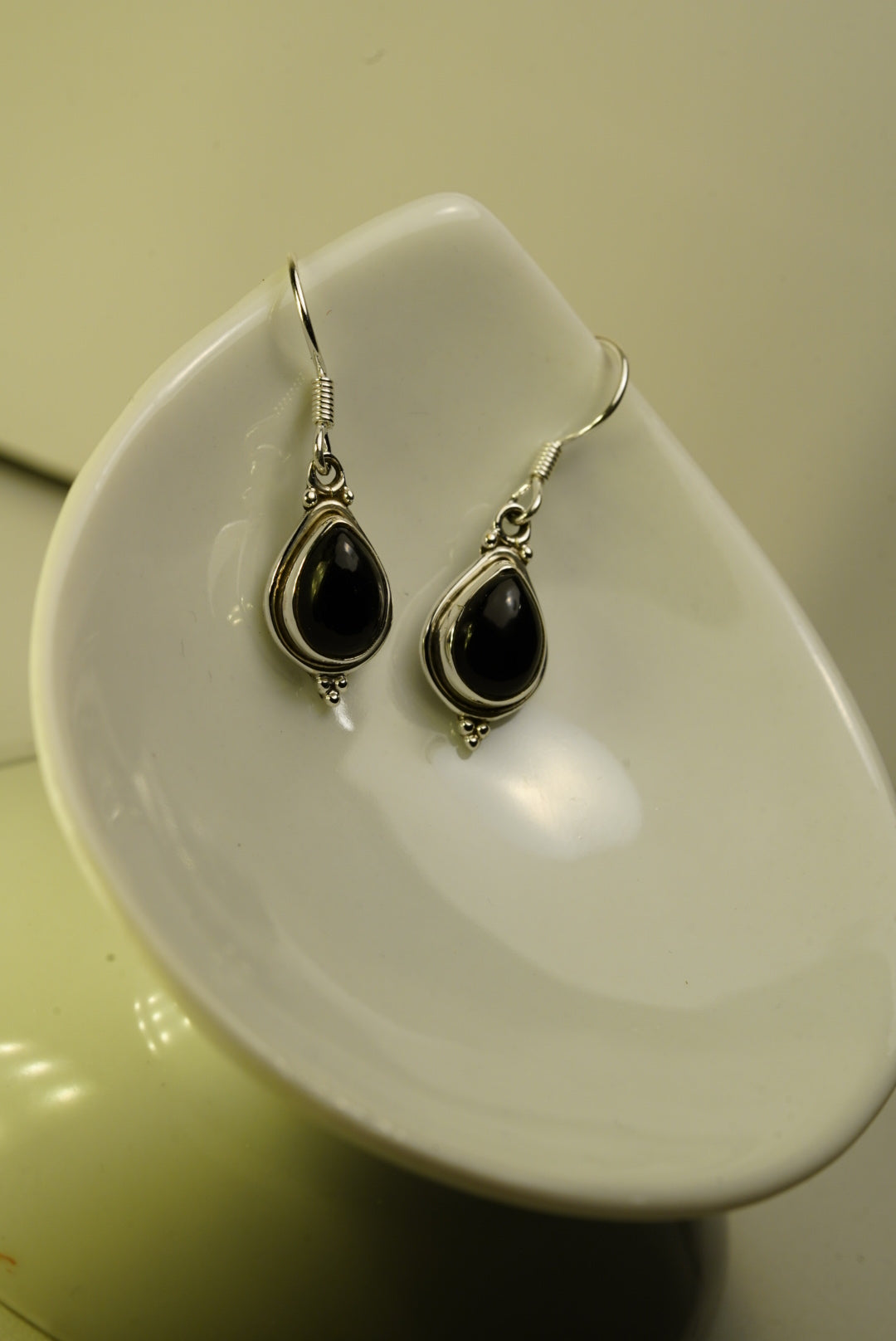 Vintage Black onyx Earrings